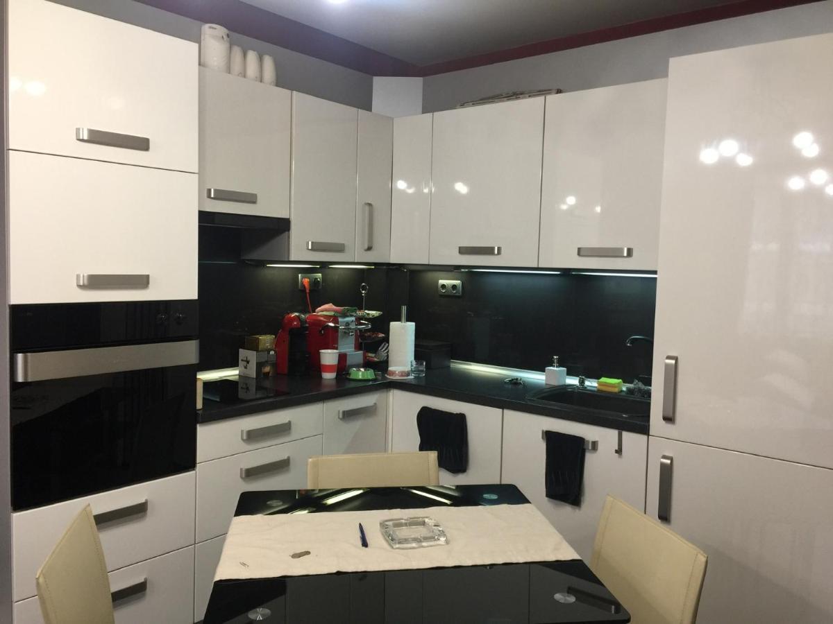 Lovely Sofia Apartment Katerina With Free Parking Exteriör bild