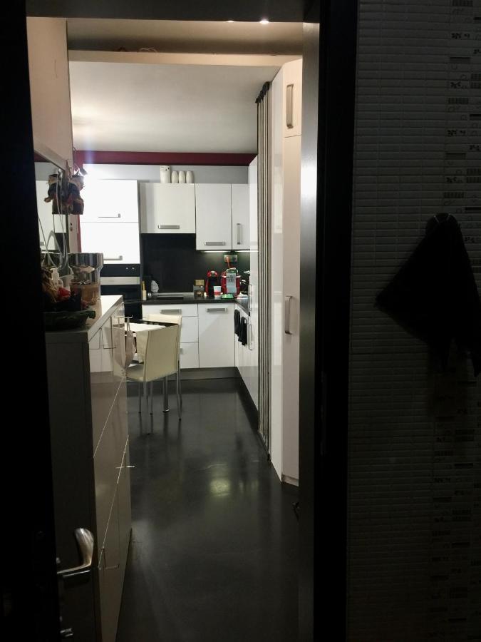 Lovely Sofia Apartment Katerina With Free Parking Exteriör bild
