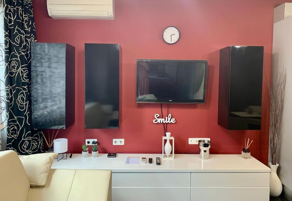 Lovely Sofia Apartment Katerina With Free Parking Exteriör bild