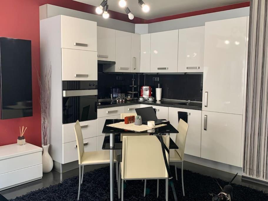 Lovely Sofia Apartment Katerina With Free Parking Exteriör bild